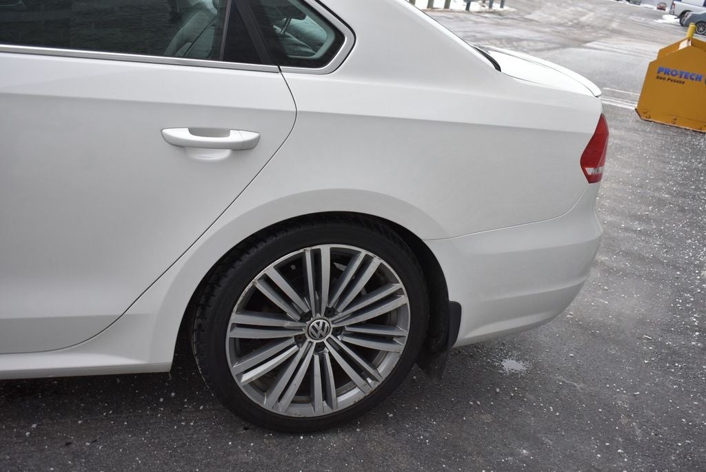 2015 Volkswagen Passat 1.8T Sport