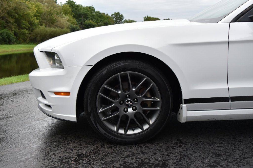 2014 Ford Mustang V6