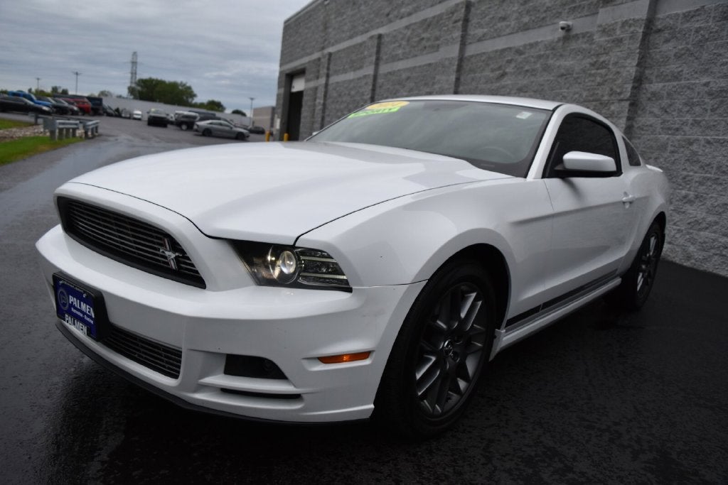2014 Ford Mustang V6