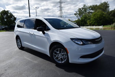 2027 Chrysler Pacifica LX