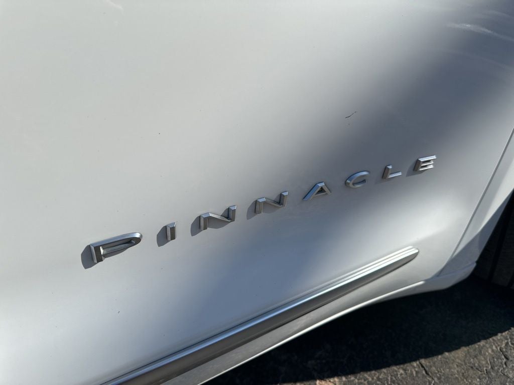 2024 Chrysler Pacifica Pinnacle