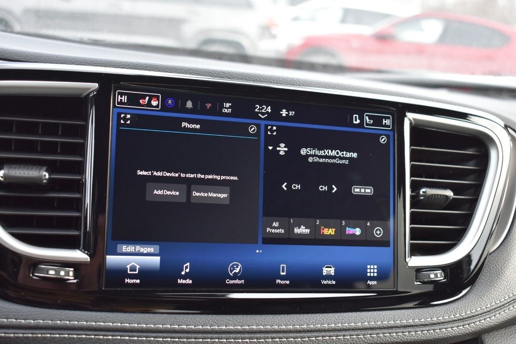 2026 Chrysler Pacifica Select