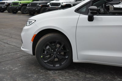 2026 Chrysler Pacifica Limited