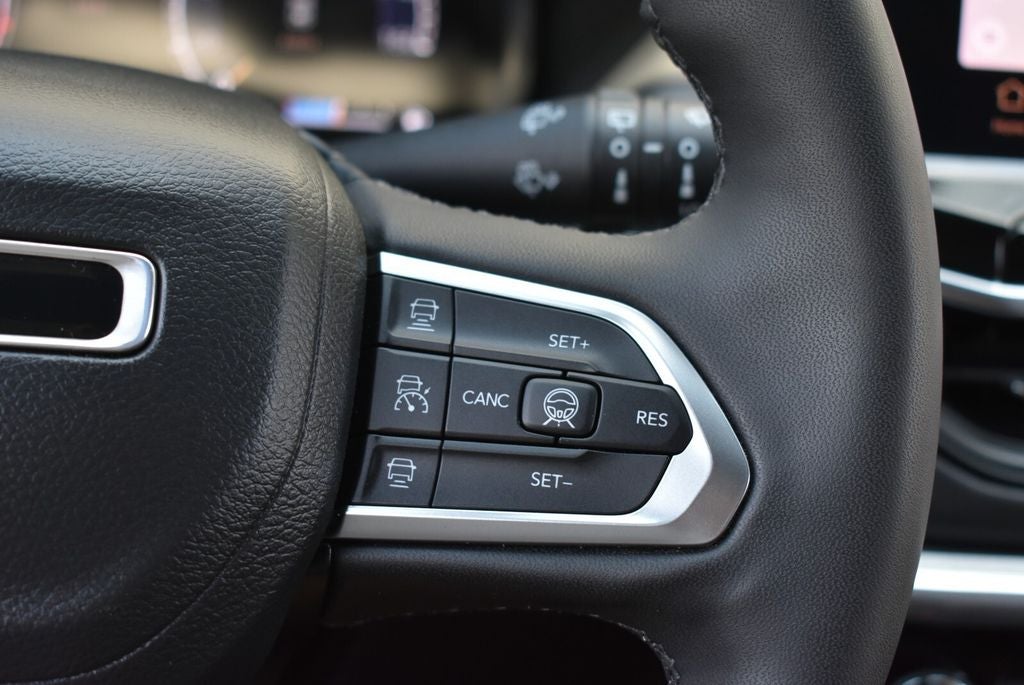 2023 Jeep Compass (Red) Edition