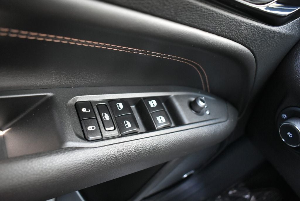 2023 Jeep Compass (Red) Edition