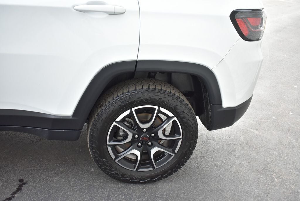 2025 Jeep Compass Trailhawk