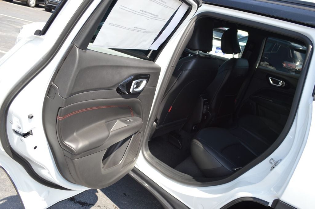 2025 Jeep Compass Trailhawk