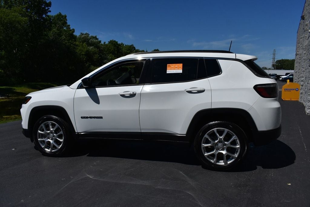 2024 Jeep Compass Latitude Lux