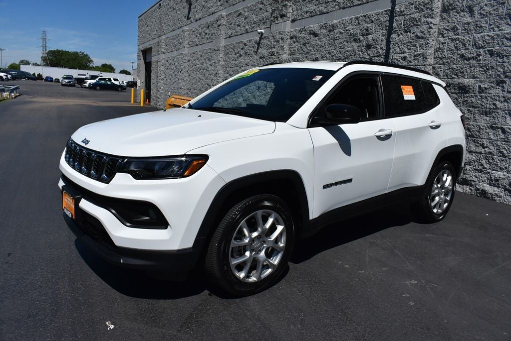 2024 Jeep Compass Latitude Lux