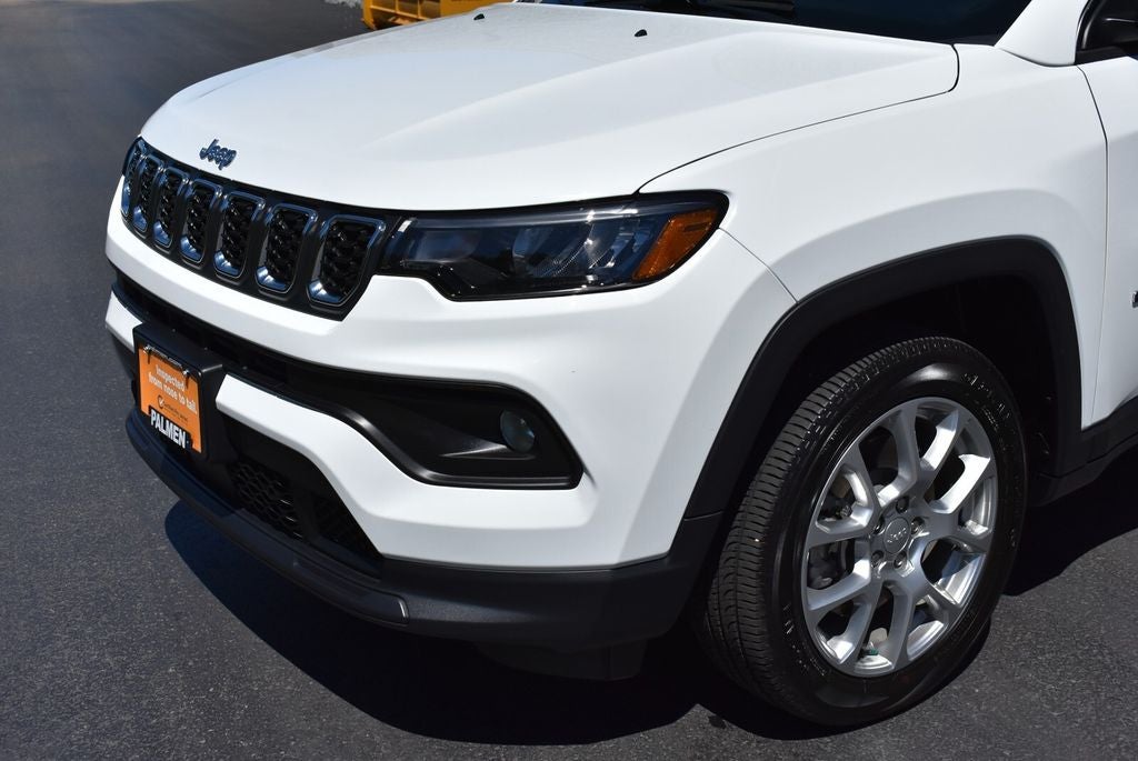 2024 Jeep Compass Latitude Lux