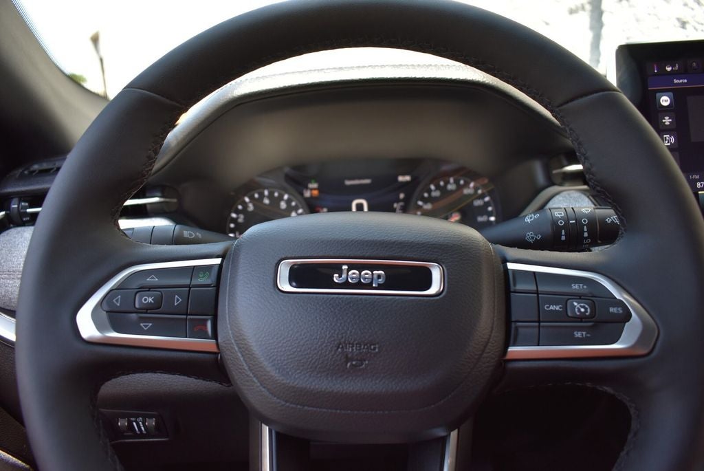 2024 Jeep Compass Latitude Lux