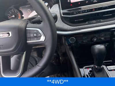 2024 Jeep Compass Latitude Lux