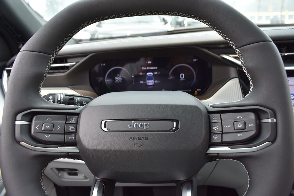 2026 Jeep Cherokee Laredo