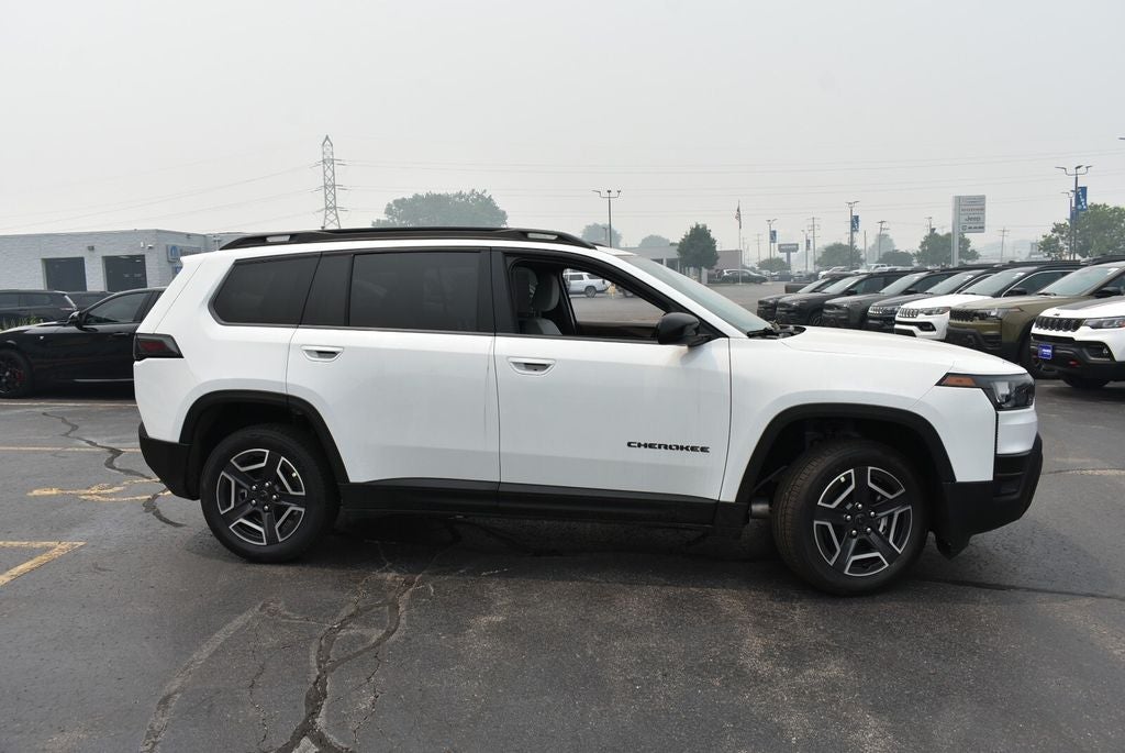 2026 Jeep Cherokee Laredo