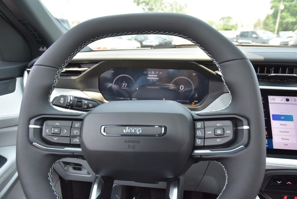 2026 Jeep Cherokee Laredo