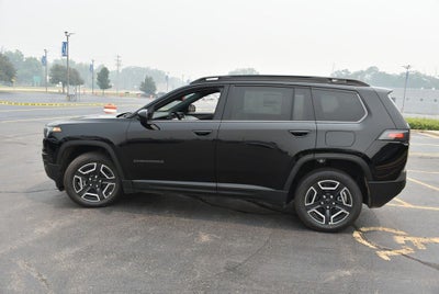 2026 Jeep Cherokee Laredo