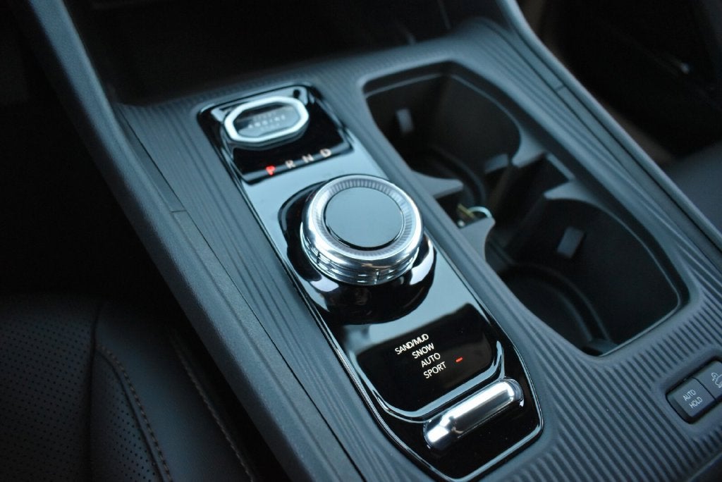 2026 Jeep Cherokee Overland