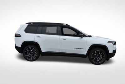 2026 Jeep Cherokee Overland