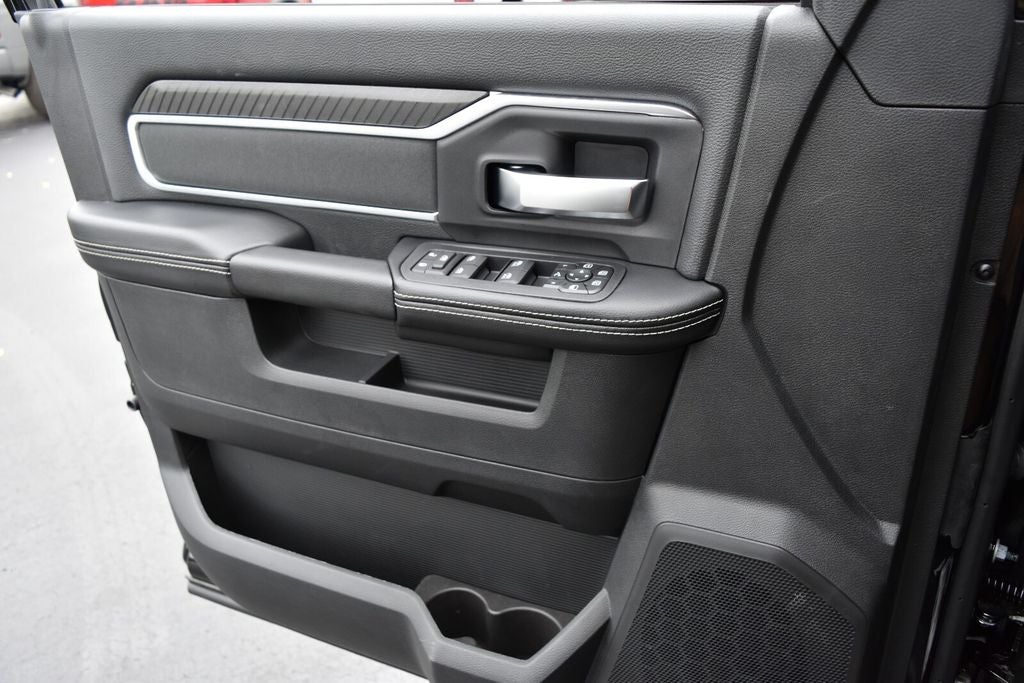 2027 RAM 2500 Big Horn