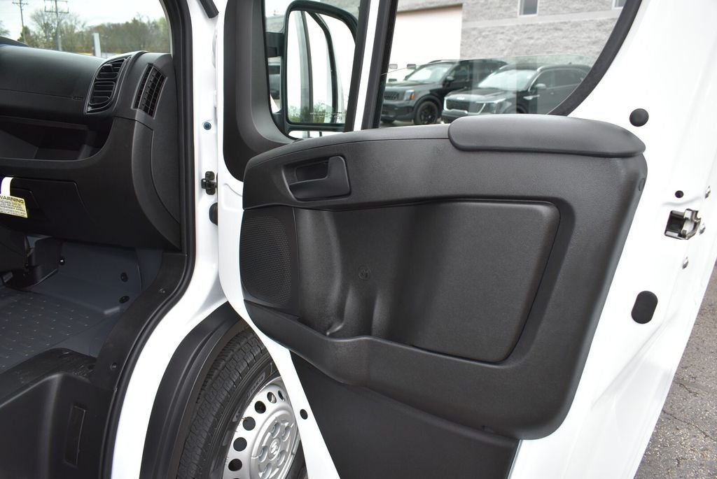 2025 RAM ProMaster 2500 Base