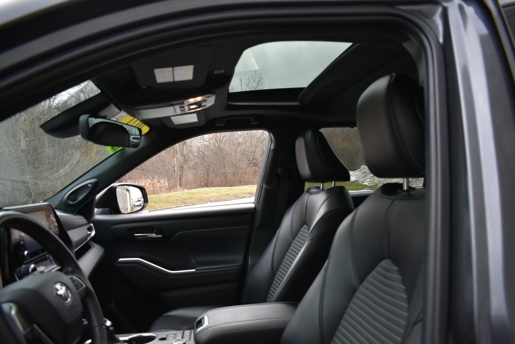 2021 Toyota Highlander XSE