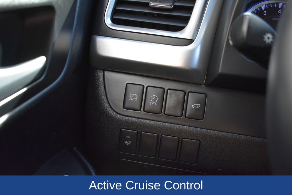 2017 Toyota Highlander SE