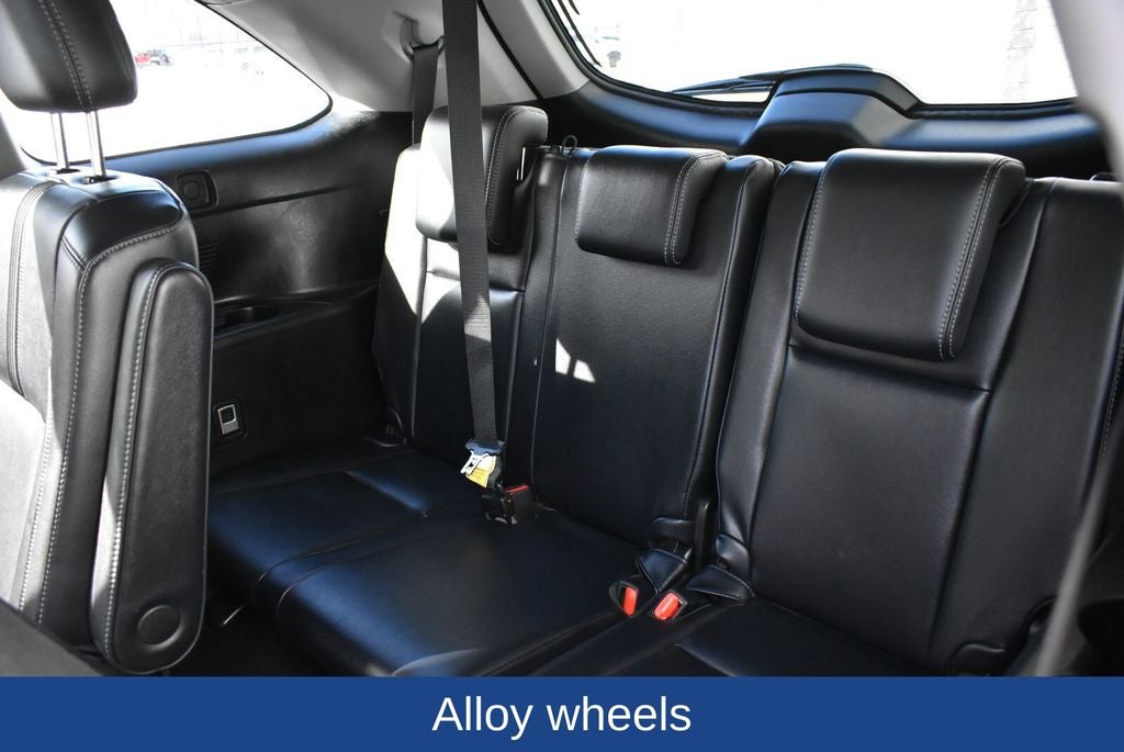 2017 Toyota Highlander SE