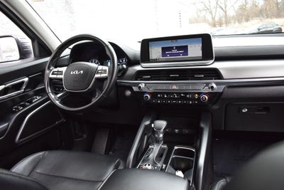 2022 Kia Telluride LX