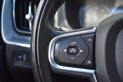 2018 Volvo XC60 T6 Momentum