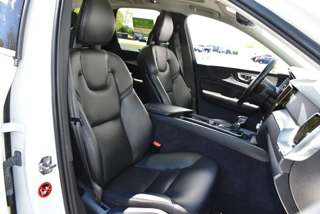 2018 Volvo XC60 T6 Momentum