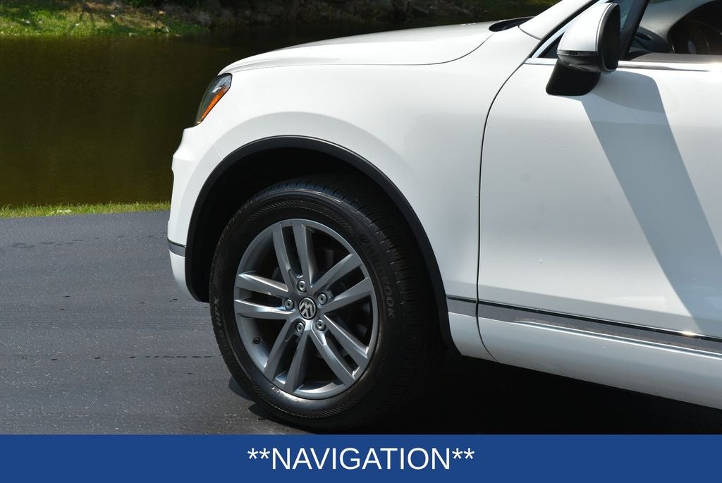 2016 Volkswagen Touareg VR6 FSI Lux