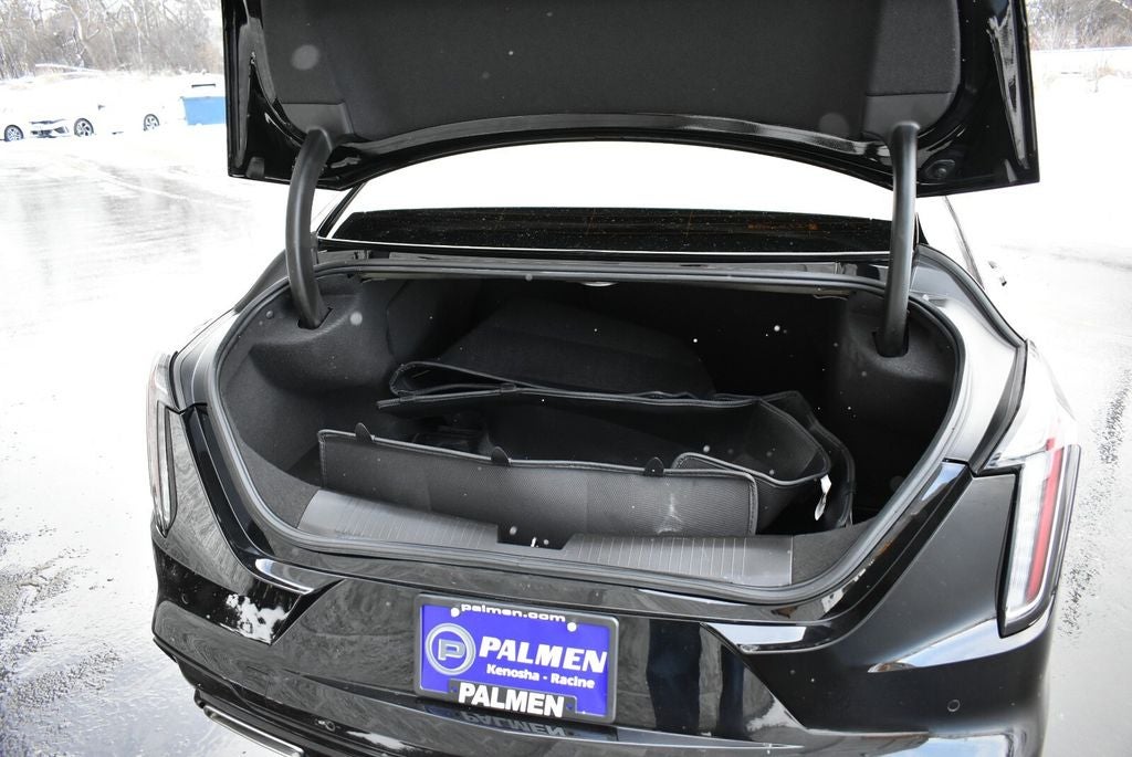 2023 Cadillac CT4 Sport