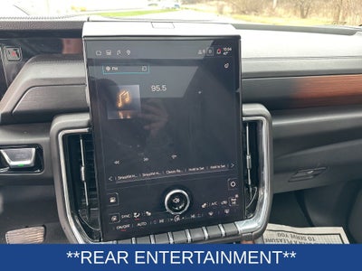 2025 GMC Yukon Denali 4WD