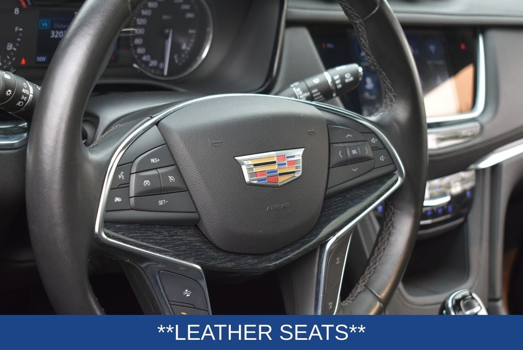 2022 Cadillac XT5 Premium Luxury