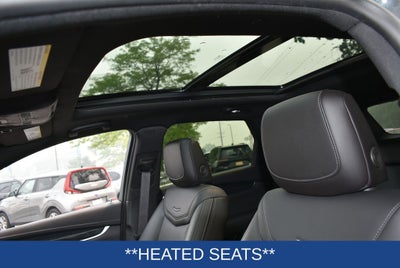 2022 Cadillac XT5 Premium Luxury