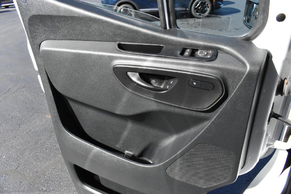 2024 Mercedes-Benz Sprinter 2500 Standard Roof 4-Cyl Diesel