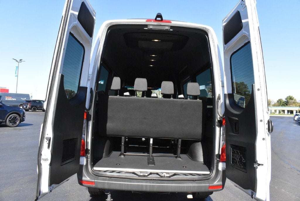 2024 Mercedes-Benz Sprinter 2500 Standard Roof 4-Cyl Diesel