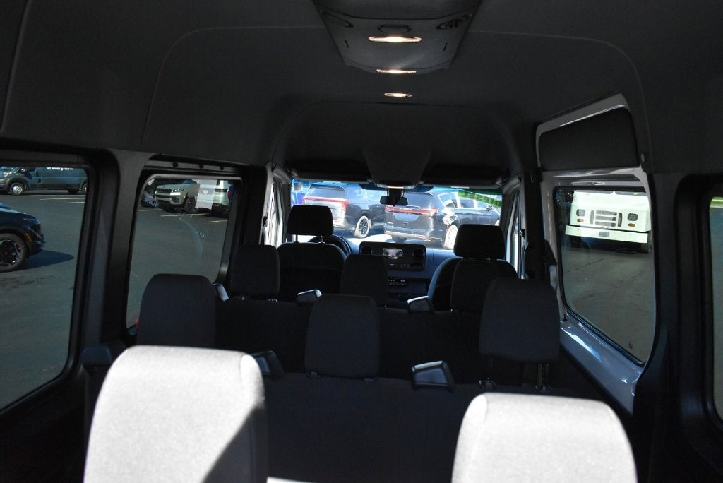 2024 Mercedes-Benz Sprinter 2500 Standard Roof 4-Cyl Diesel