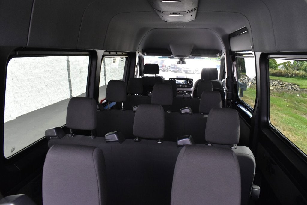 2025 Mercedes-Benz Sprinter 2500 High Roof 4-Cyl Diesel
