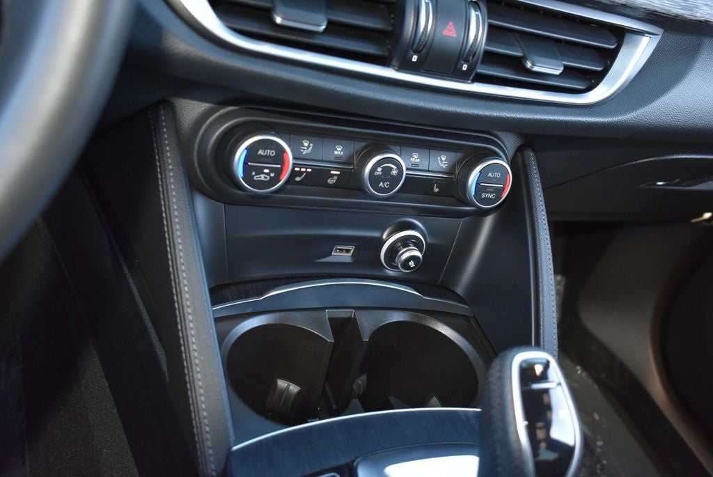 2024 Alfa Romeo Stelvio Sprint AWD